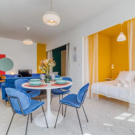 L'espace Pop - Confort - Calme - Atypique Apartment Douai